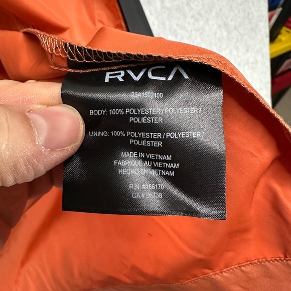 RVCA Ryder Colorblock Windbreaker Jacket Black Tan Orange Hooded Mens Small NWT - Picture 9 of 10